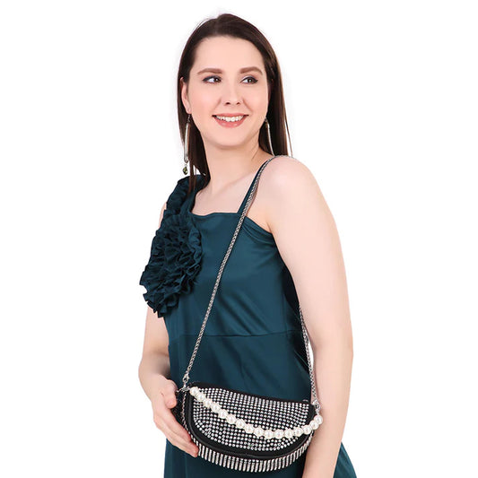 Why women choose Sling Bags? Durability,Versatility,Luxurious Look and Style
