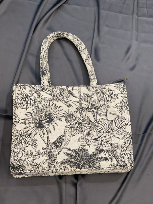 Tote Bag for women Extra Spacious Jute Material
